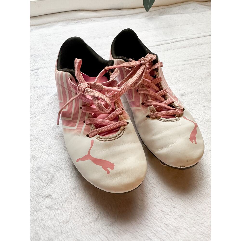 Puma Kids Ultra Play FG/AG Soccer Cleats Pink White Size 1 Youth
